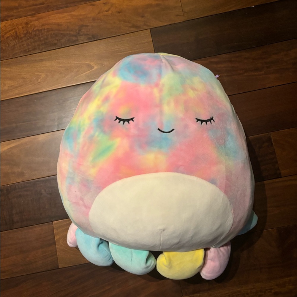 Squishmallow Opal